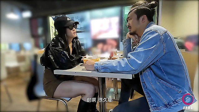 Embrace the Delicious Sensations of a Blindfolded Encounter with the Irresistible Zi Lin