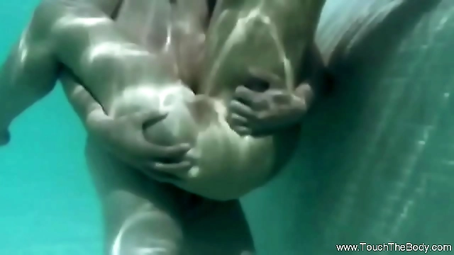 JAV Enchantress Gives Mesmerizing Erotic Massage with Sensual Hot Oils