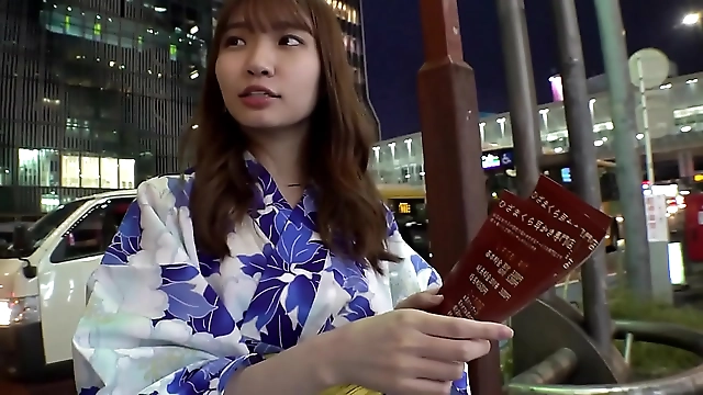 Mitsuhas Erotic Ear-Piercing Service: A Luscious Japanese Mcy girl Who Loves to Serve Hard