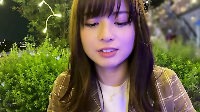 Satisfy Your Cravings with This Luscious JAV Babe! Nase Meets Shiryoshi in Steamy Jacuzzi Sex Session