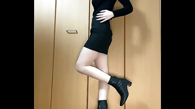 JAV Cutie Kabuki Greets You With Luscious Charms and Enchanting Allure
